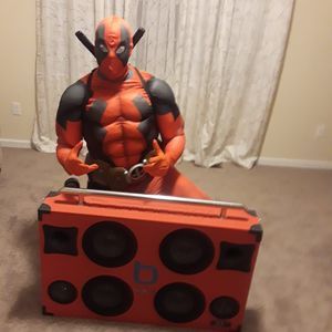 Meet your Posher, Lewis